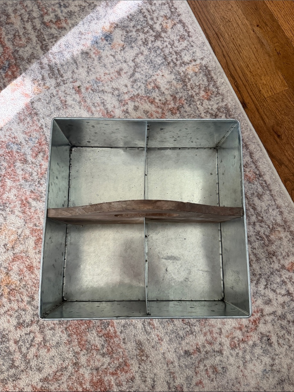 Metal Divided Organizer with Wooden Handle - Silver